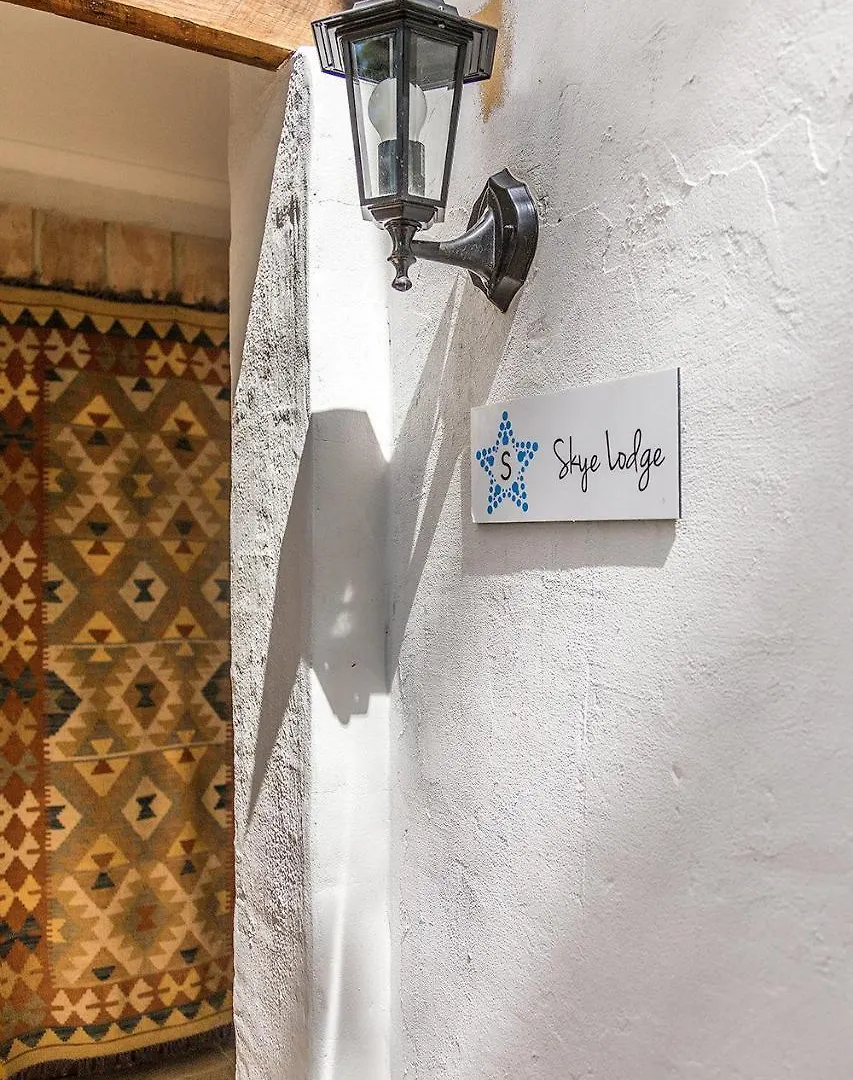 Skye Lodge Byron Bay - Walk To Town In 5 Minutes! Holiday home