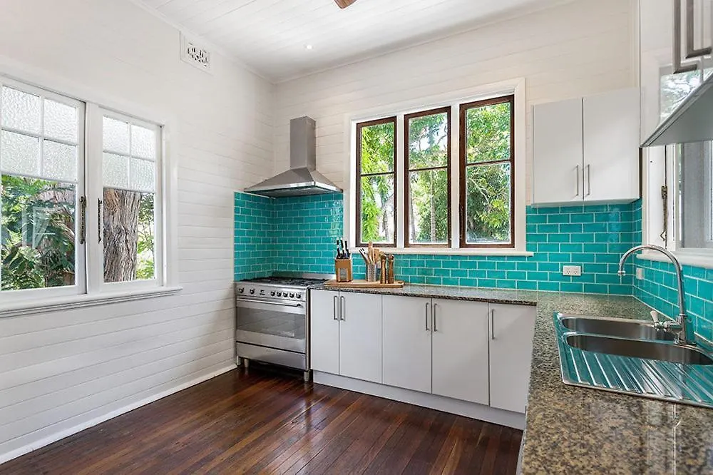 Skye Lodge Byron Bay - Walk To Town In 5 Minutes! 0*,  Australia