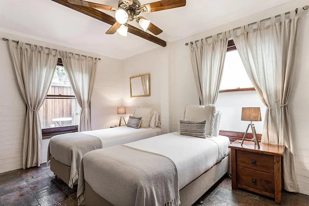 Skye Lodge Byron Bay - Walk To Town In 5 Minutes! Austrálie